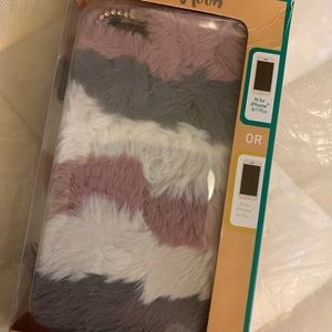 Fuzzy phone case